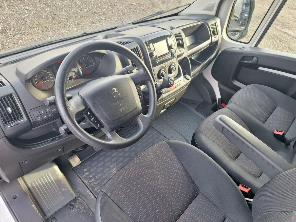 Peugeot Boxer Skříň 2,2 l 121 kw