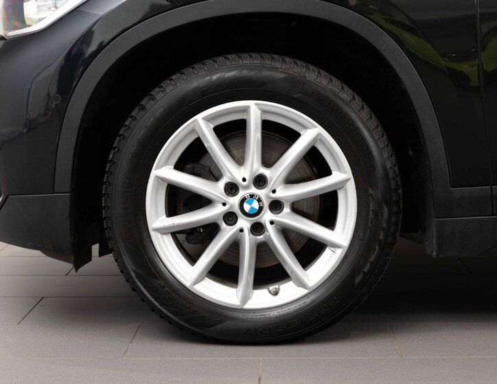 BMW X1 SUV / Terénní 1,5 l 103 kw