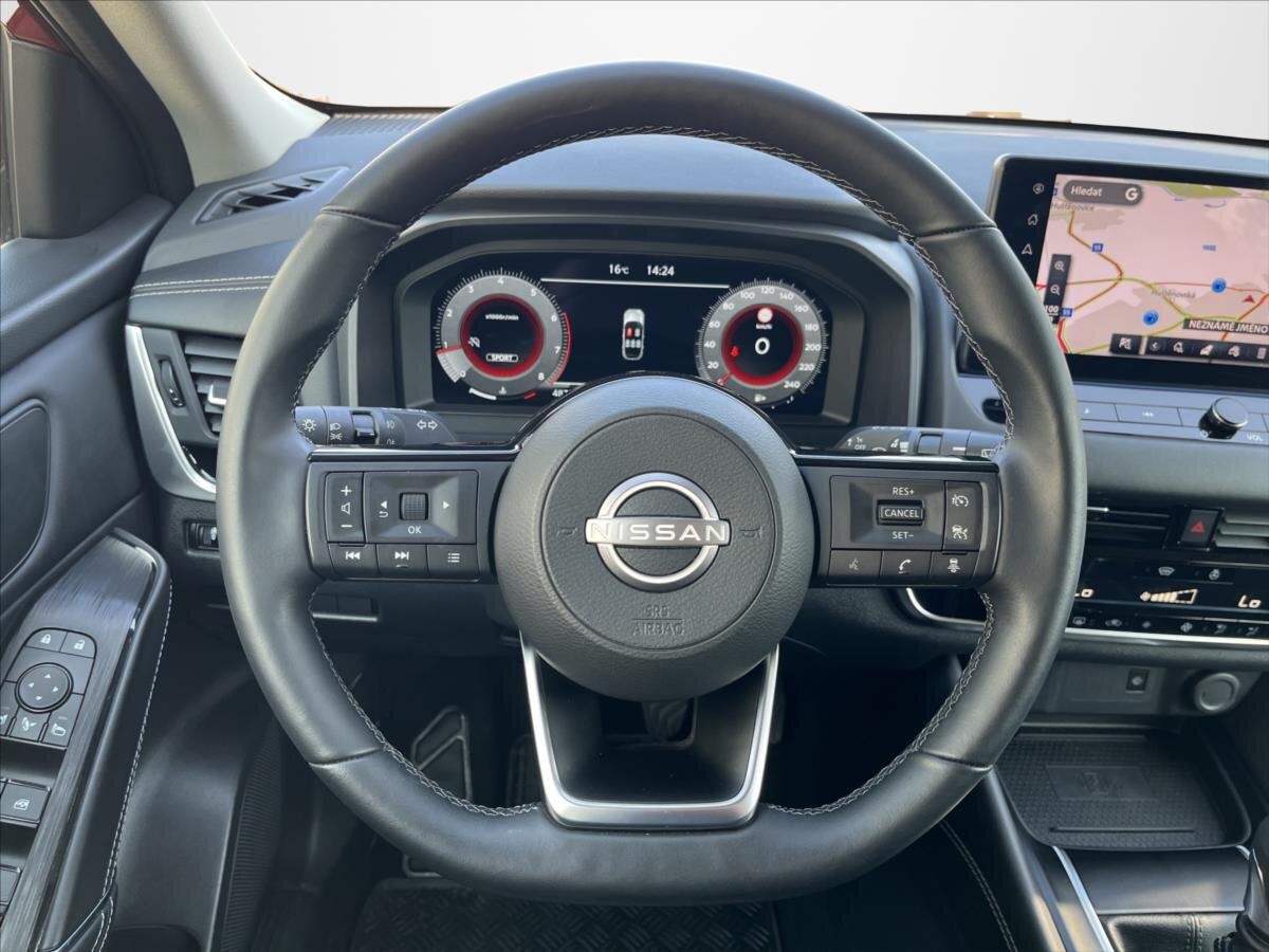 Nissan Qashqai SUV / Terénní 1,3 l 116 kw