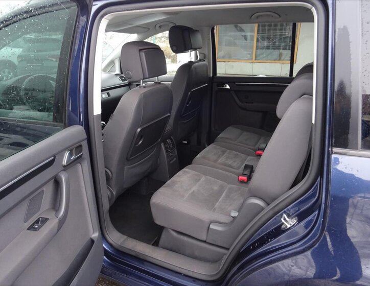 Volkswagen Touran MPV 1,2 l 77 kw