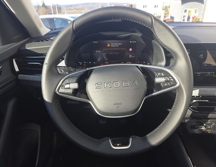 Škoda Kamiq SUV 999,0 70 kw