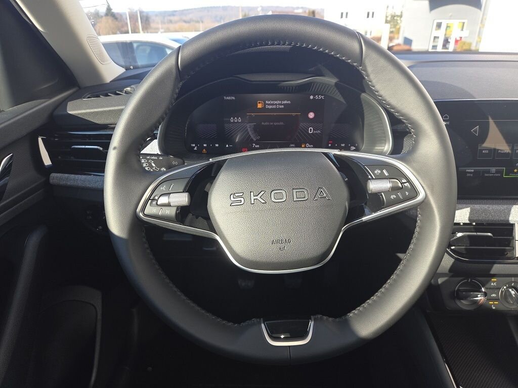 Škoda Kamiq SUV 999,0 70 kw