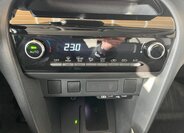 Toyota Yaris Cross 24