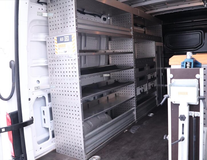 Volkswagen Crafter Skříň 2,0 l 130 kw