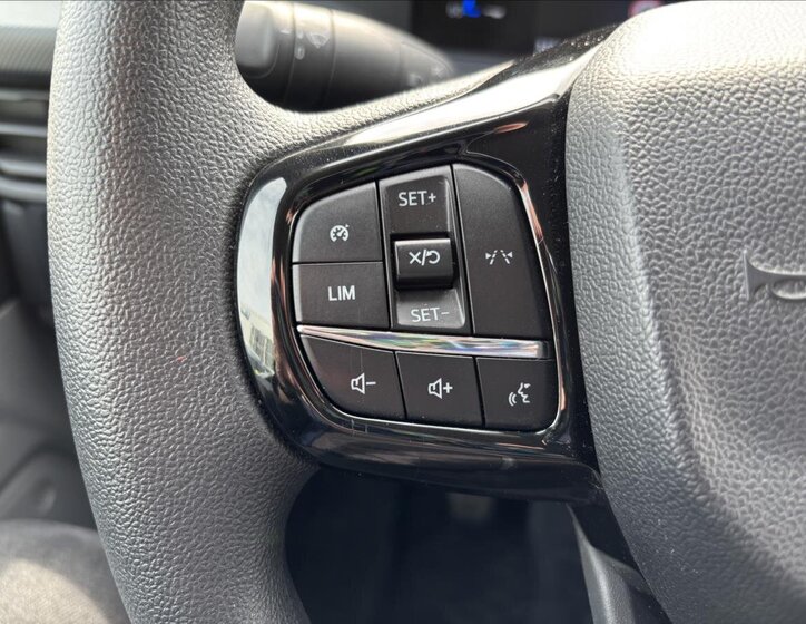 Ford Transit Custom Skříň 2,0 l 100 kw