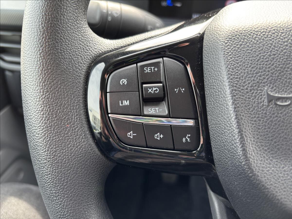 Ford Transit Custom Skříň 2,0 l 100 kw