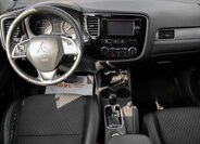 Mitsubishi Outlander SUV / Terénní 2,3 l 110 kw