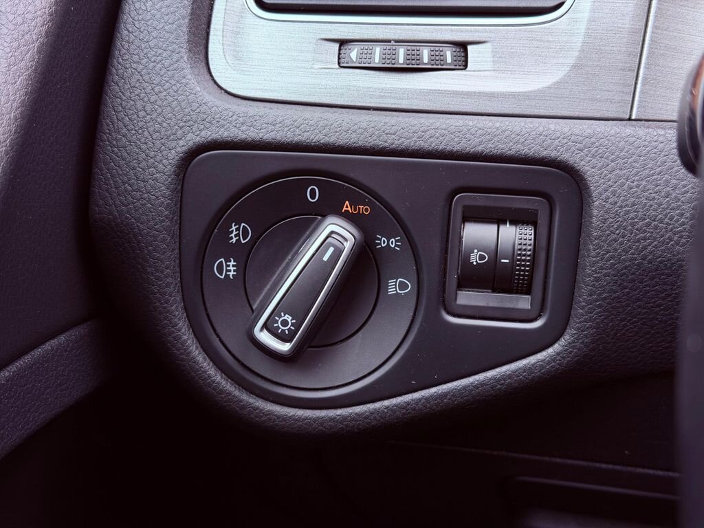 Volkswagen Golf Hatchback 1,2 l 77 kw