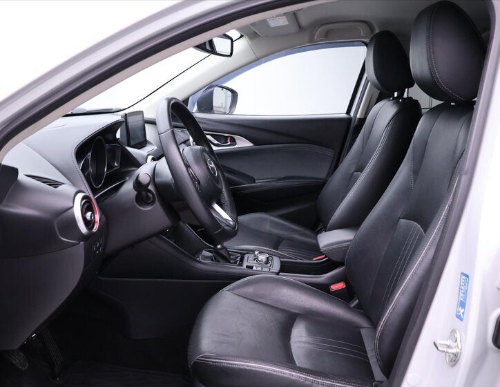 Mazda CX-3 SUV 2,0 l 89 kw