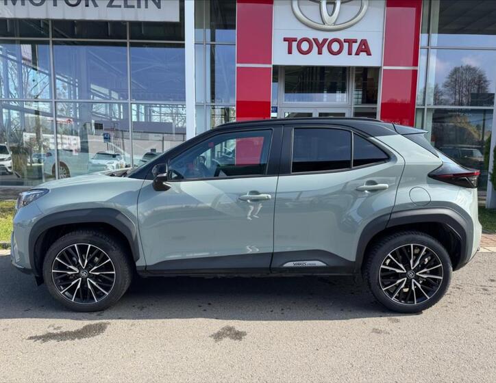 Toyota Yaris Cross 5