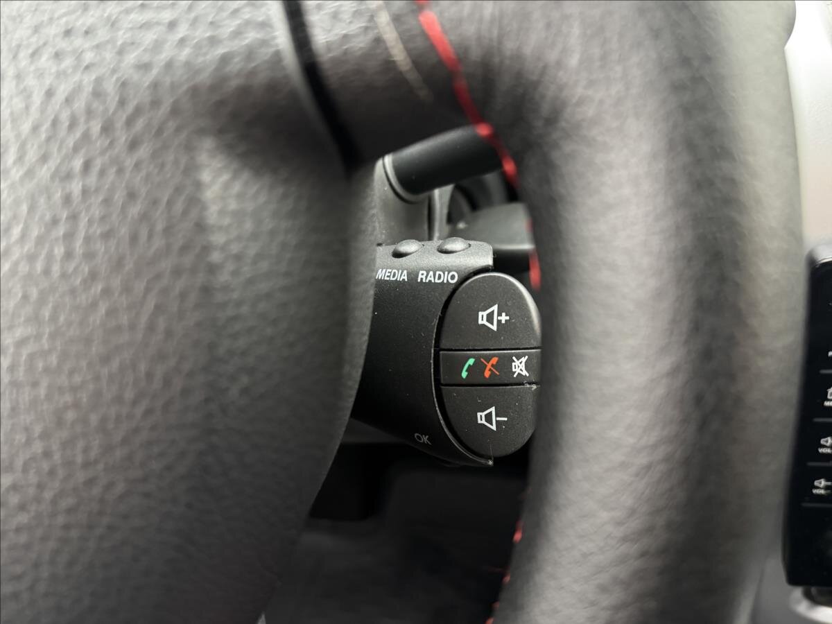 Dacia Duster SUV / Terénní 1,6 l 77 kw