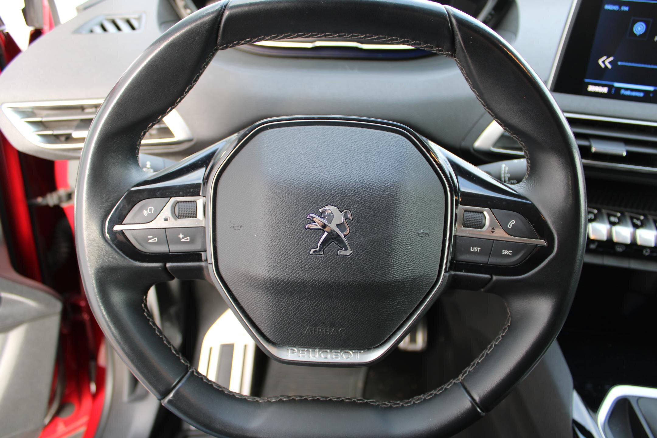 Peugeot 3008 SUV / Terénní 1,5 l 96 kw