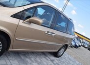 Lancia Phedra MPV 2,2 l 94 kw