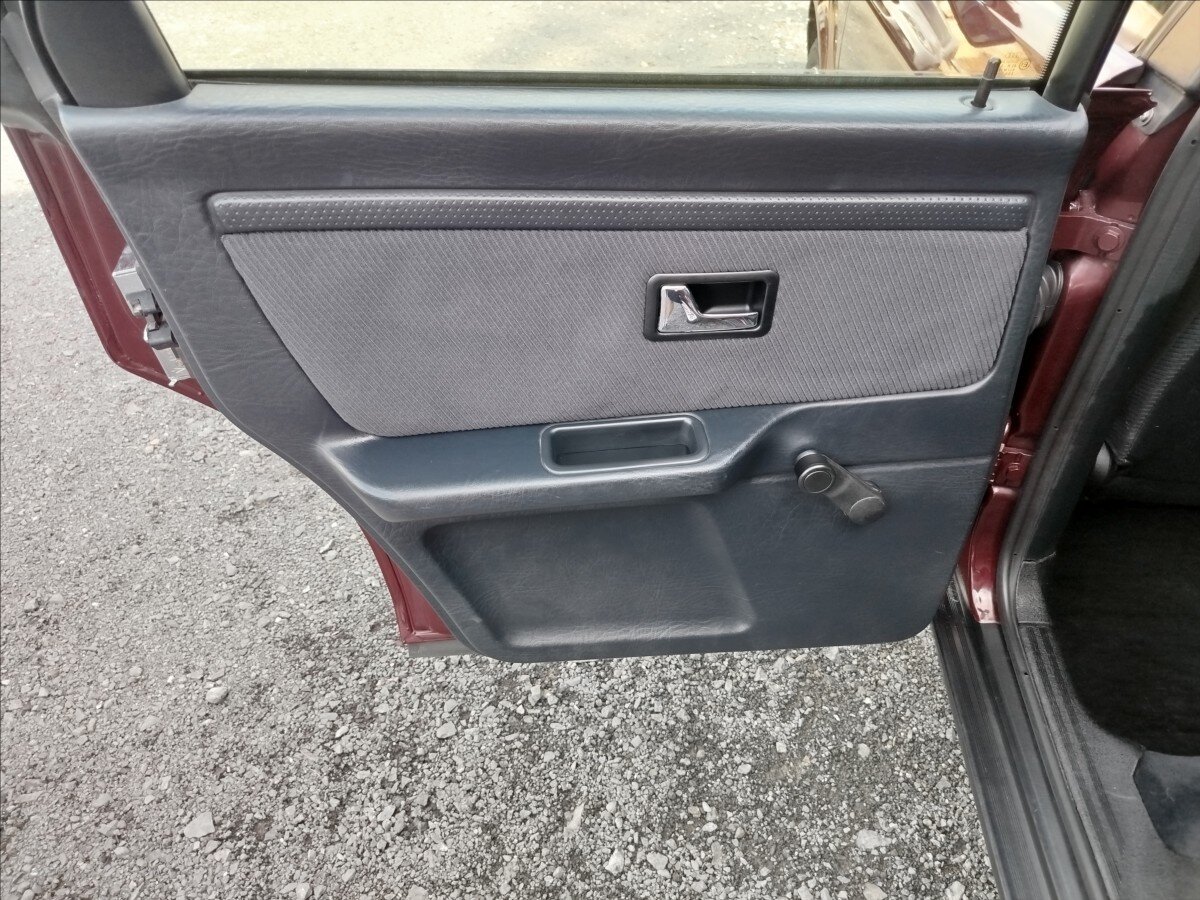 Audi 80 Sedan / Limuzína 2,0 l 66 kw