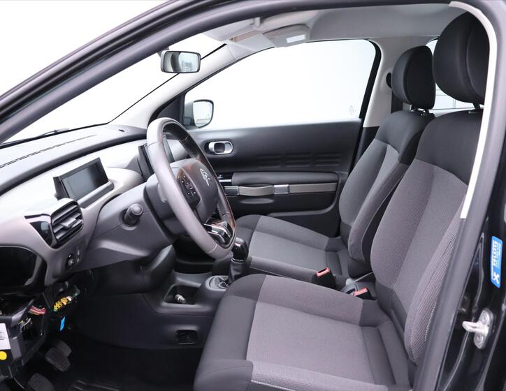 Citroën C4 Cactus 11