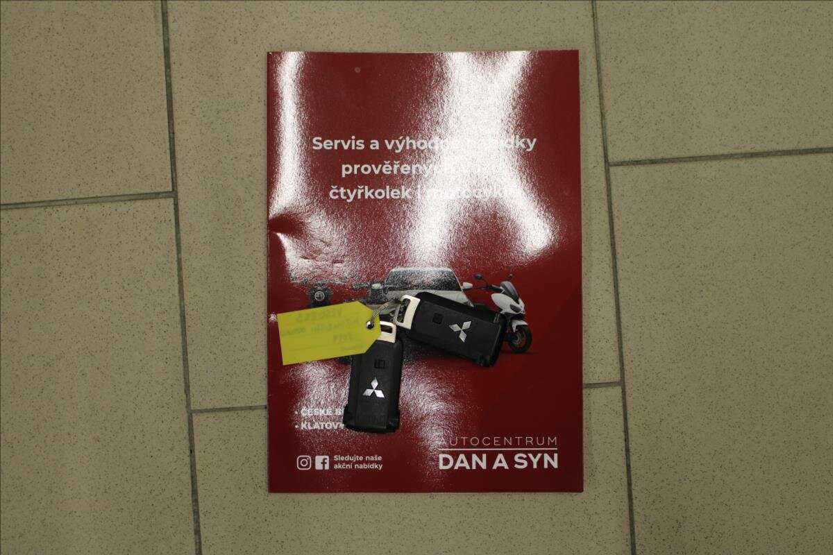 Mitsubishi Outlander SUV 2,0 l 89 kw