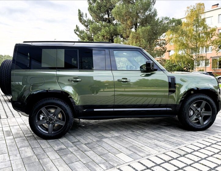 Land Rover Defender SUV 3,0 l 257 kw