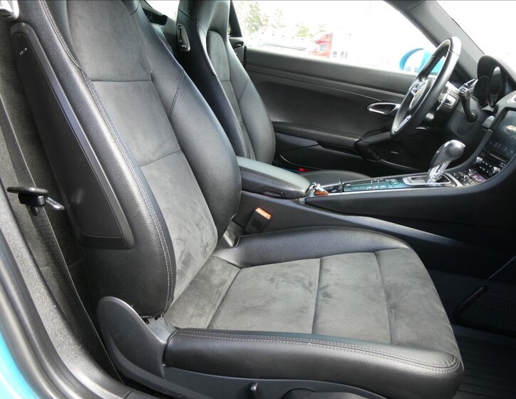 Porsche Cayman Kupé 2,5 l 257 kw