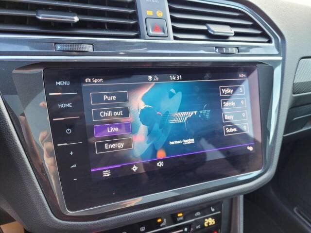 Volkswagen Tiguan SUV 2,0 l 235 kw