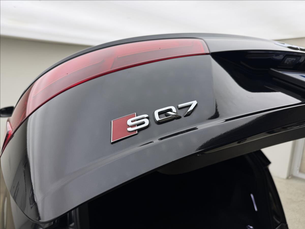 Audi SQ7 SUV / Terénní 4,0 l 320 kw