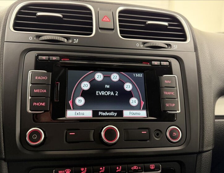 Volkswagen Golf Kombi 1,6 l 77 kw