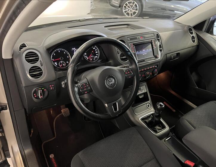Volkswagen Tiguan 6