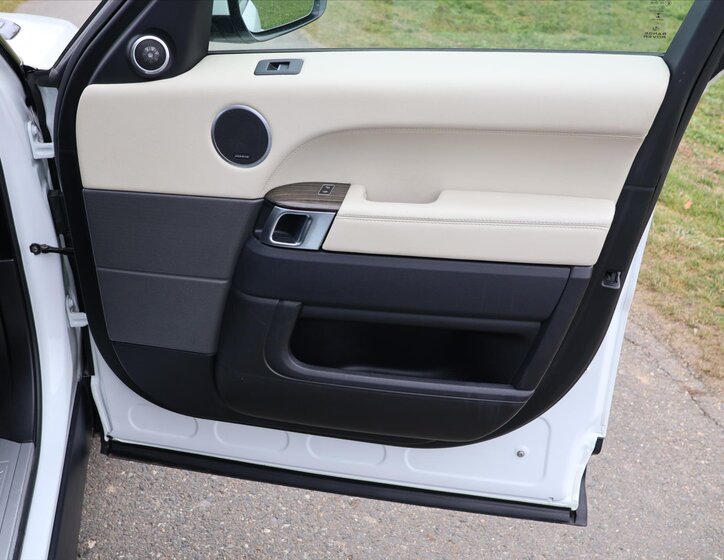 Land Rover Range Rover Sport SUV / Terénní 3,0 l 215 kw