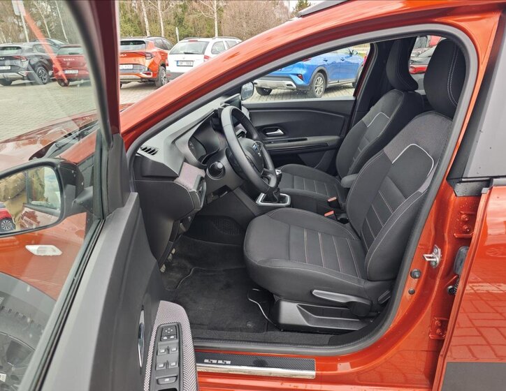 Dacia Jogger Kombi 999,0 67 kw