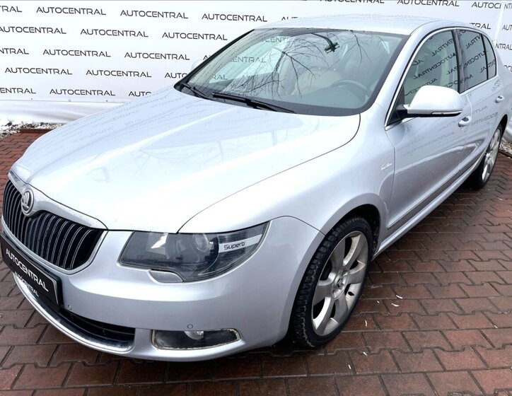 Škoda Superb Liftback 1,8 l 118 kw
