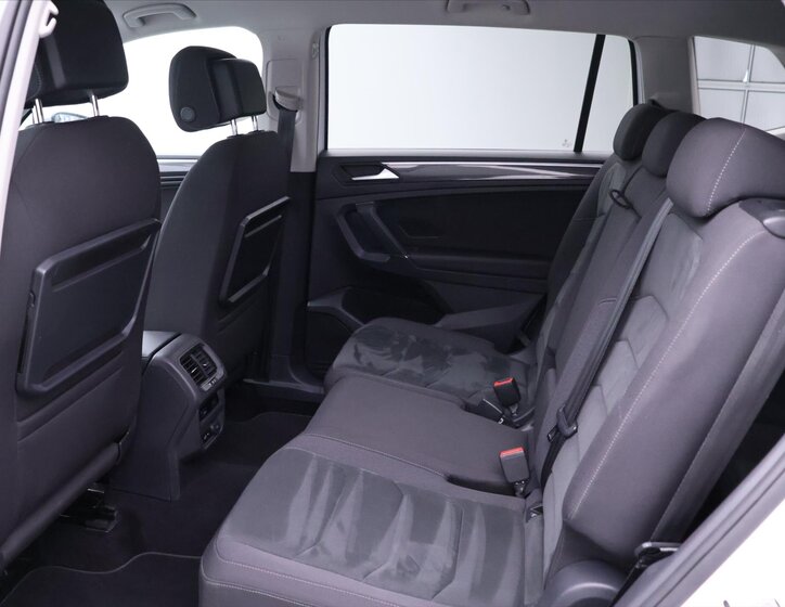 Volkswagen Tiguan Allspace SUV / Terénní 2,0 l 110 kw