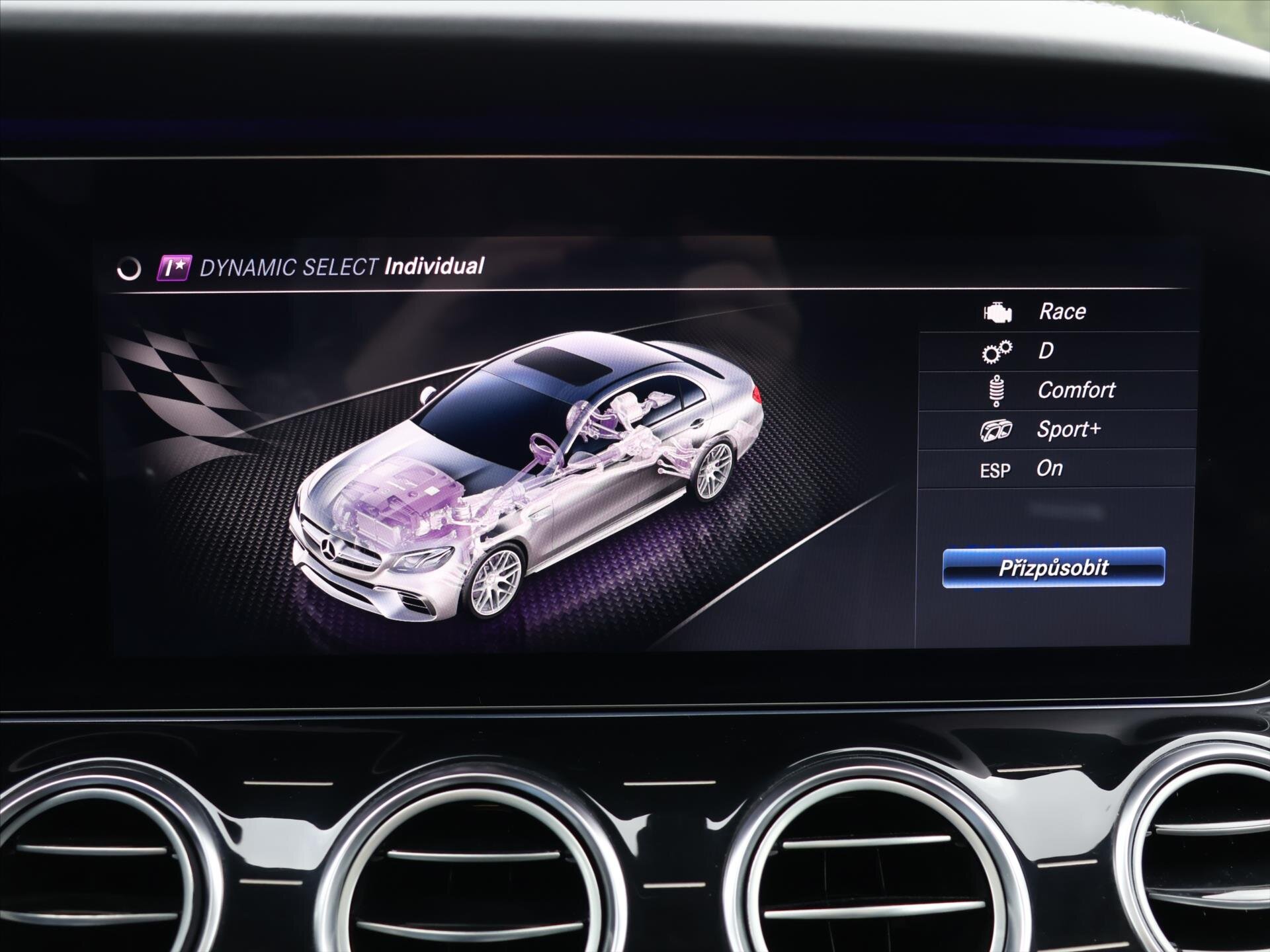 Mercedes-Benz Třídy E