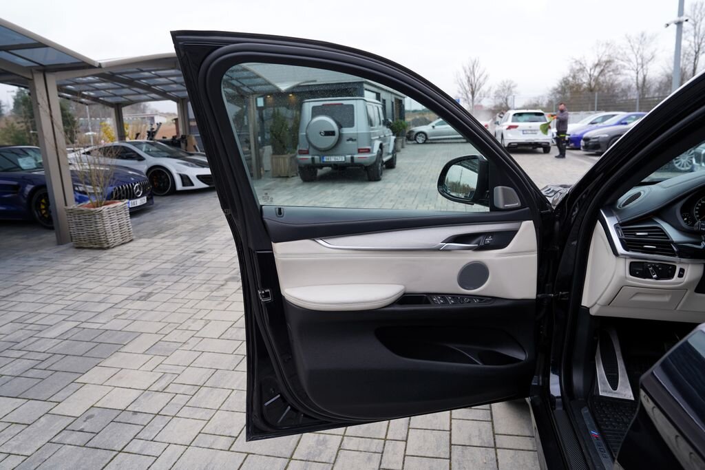 BMW X6 SUV / Terénní 3,0 l 280 kw