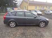 KIA Ceed 8