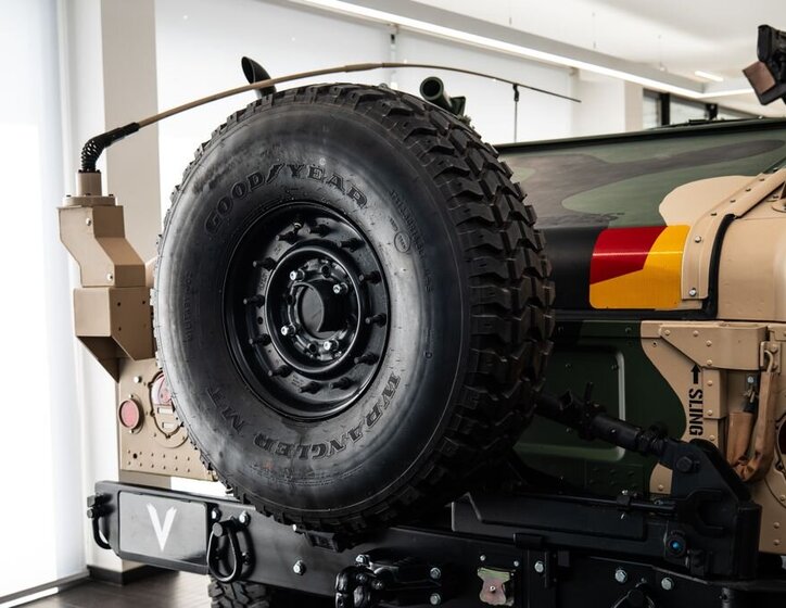 Hummer H1 SUV / Terénní 6,2 l 110 kw