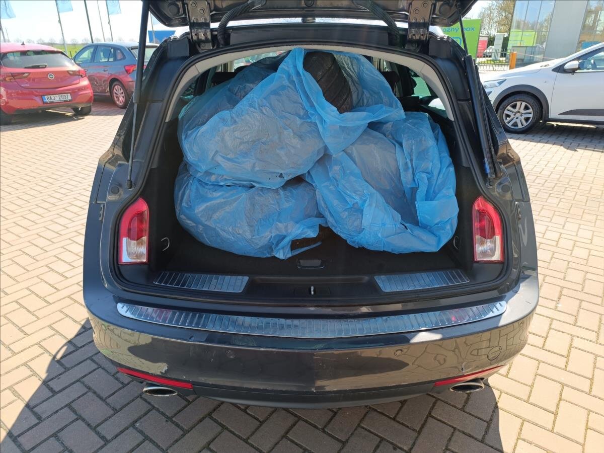 Opel Insignia Kombi 2,0 l 143 kw