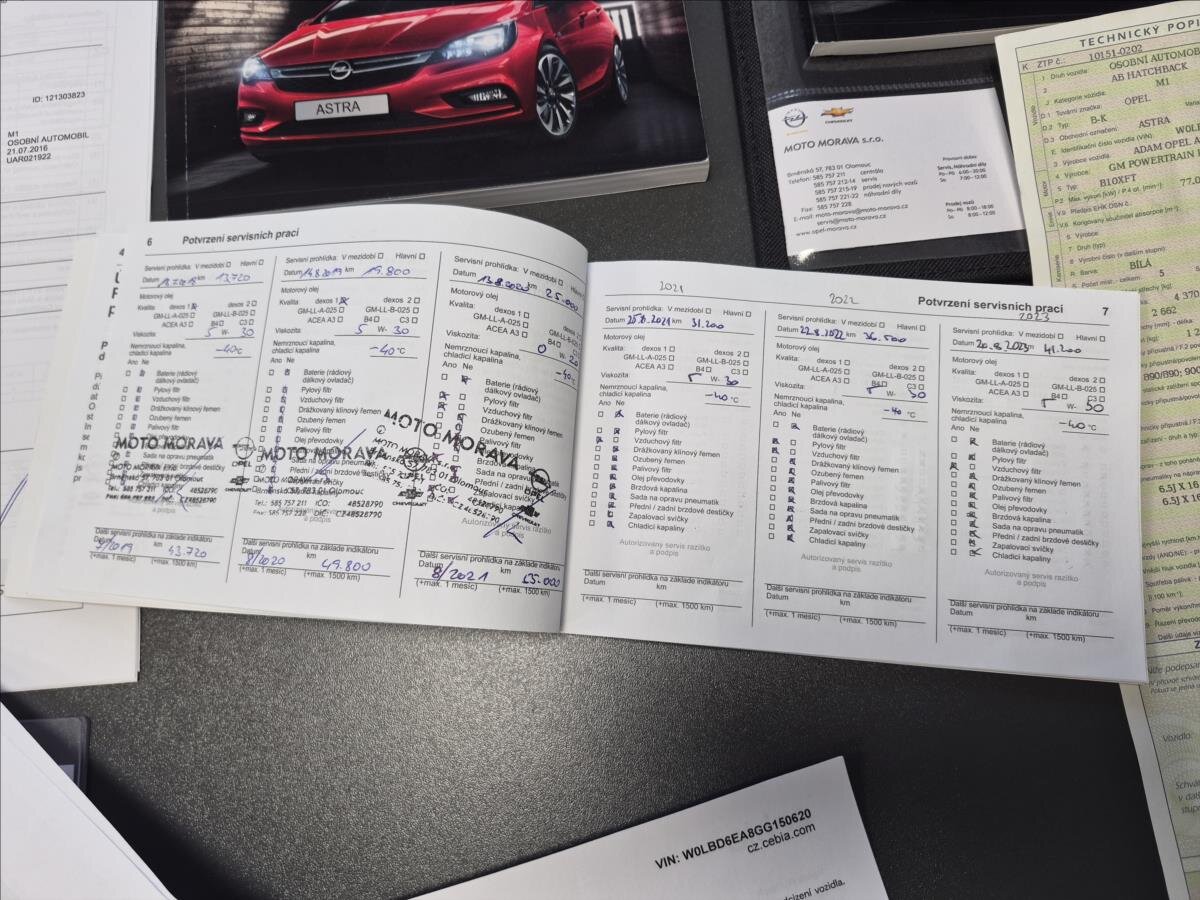 Opel Astra Hatchback 999,0 77 kw