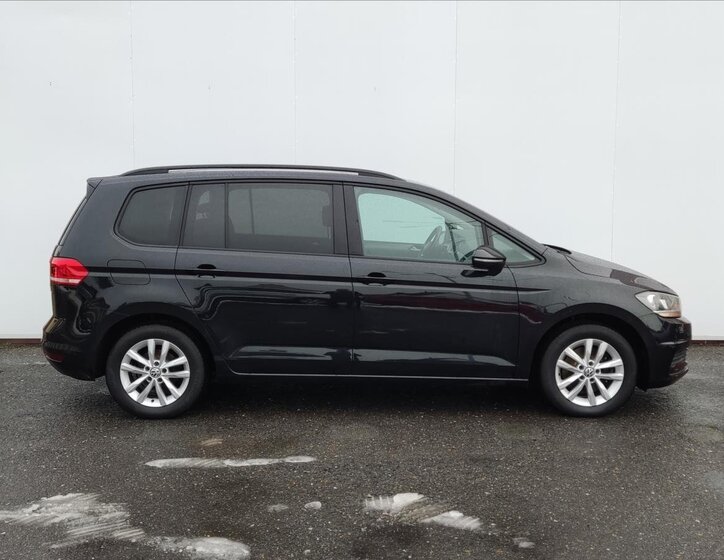 Volkswagen Touran MPV 1,2 l 81 kw