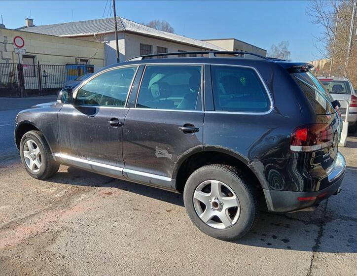 Volkswagen Touareg 7