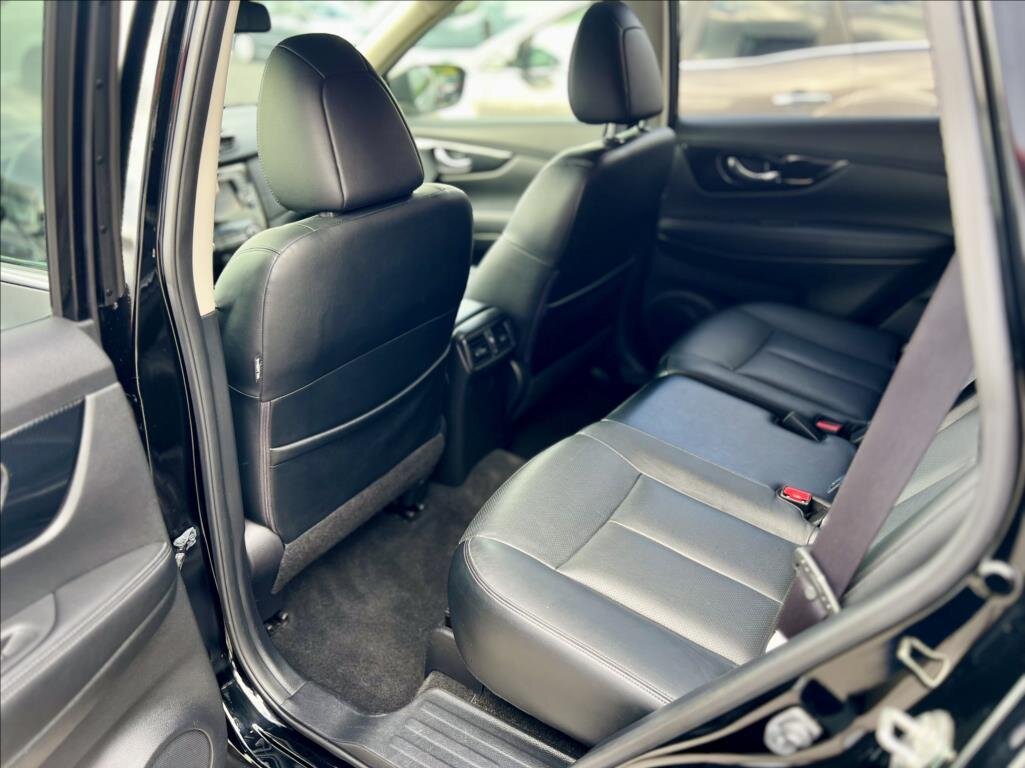 Nissan X-Trail SUV 1,7 l 110 kw