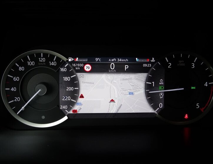 Land Rover Discovery Sport 17