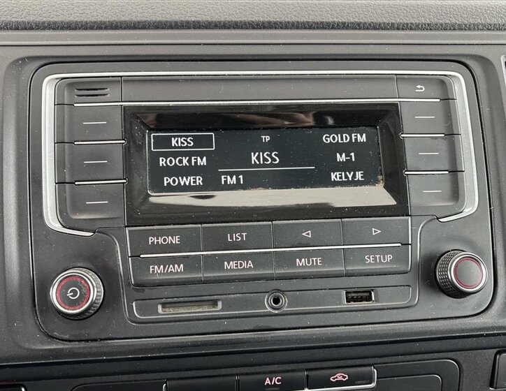 Volkswagen Transporter Kombi 2,0 l 110 kw