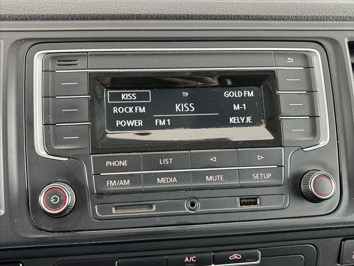 Volkswagen Transporter Kombi 2,0 l 110 kw