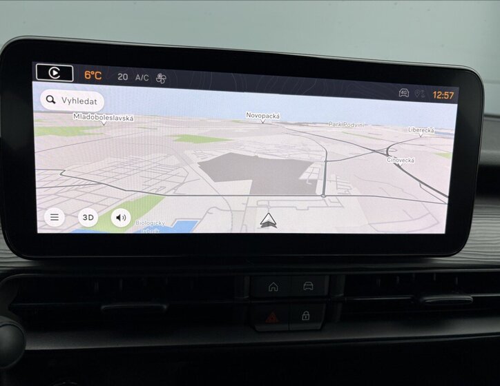 Jeep Avenger Sedan / Limuzína 1,2 l 74 kw