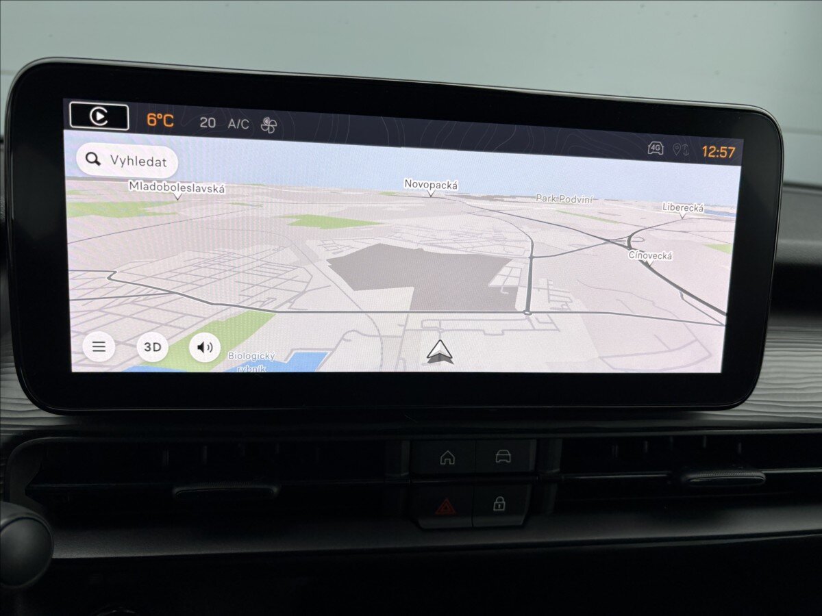 Jeep Avenger Sedan / Limuzína 1,2 l 74 kw