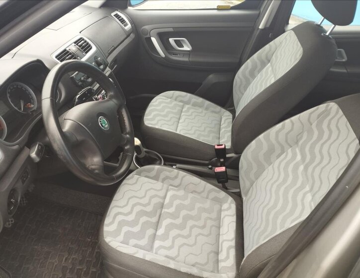 Škoda Roomster Kombi 1,2 l 51 kw