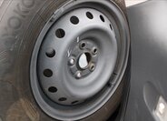 Toyota RAV4 SUV 2,2 l 100 kw