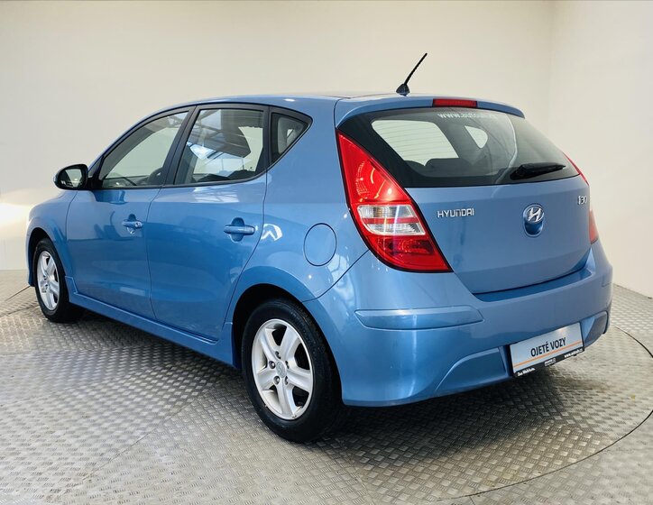 Hyundai i30 20