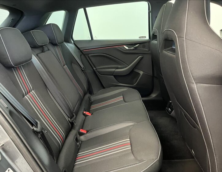 Škoda Kamiq SUV / Terénní 1,5 l 110 kw