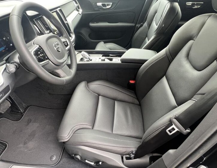 Volvo V60 Kombi 2,0 l 145 kw