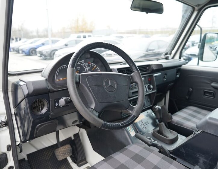 Mercedes-Benz Třídy G 12